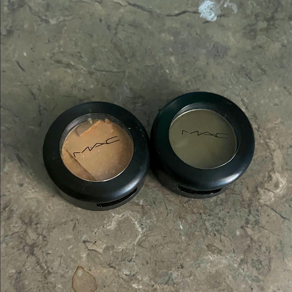 MAC Cosmetics Eyeshadow Set - MOTIF! and MARSH never used